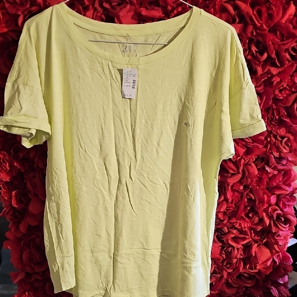 24/7 Maurices Casual Yellow Women's Tshirt Size XLarge